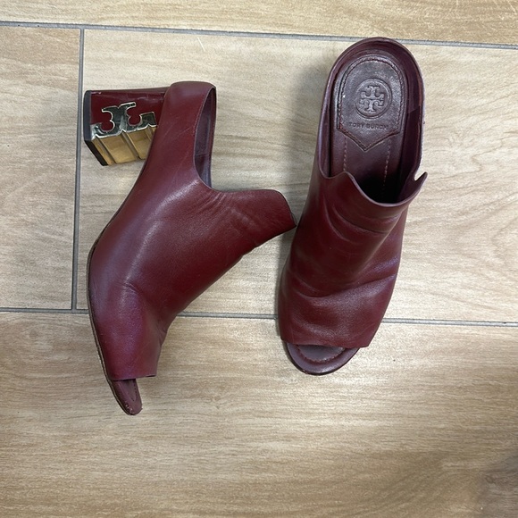 Tory Burch Finley Mule Peep Toe 8.5M * heel part has some scuffs and scapes - Picture 1 of 12